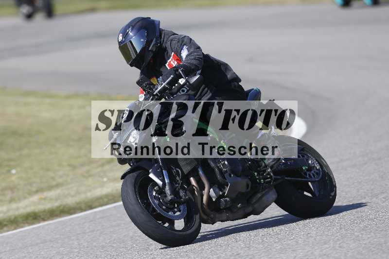 /01 02.04.2026 MAZ ADR/Gruppe gelb Gruppe gruen/18